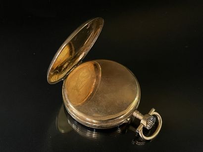 
Pocket watch in gold 750°/00, engraved decoration...