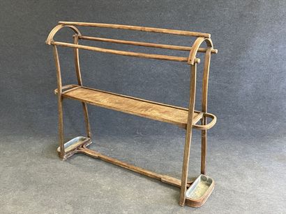 Curved wooden clothes rack, intermediate...