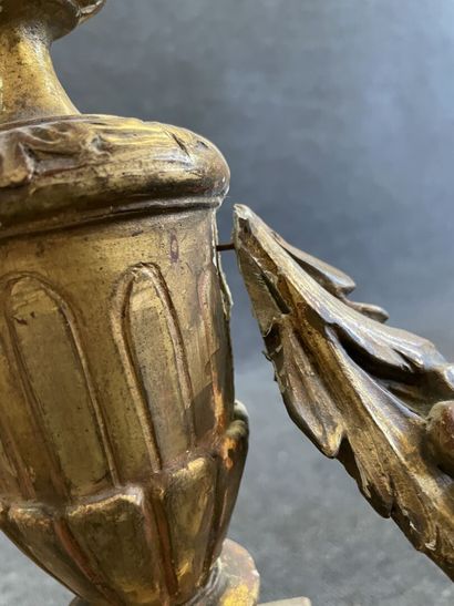 Wood and gilded stucco console, openwork...