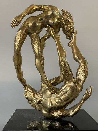 Couple of anthropomorphic fish

Gilded bronze...