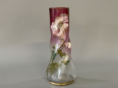 LEGRAS attributed to 

Vase in pink twisted...