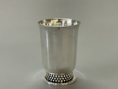 Jean DESPRÉS (1889 - 1980)

Silver tulip-shaped...