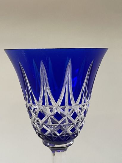 SAINT LOUIS 

Six colored crystal wine glasses....