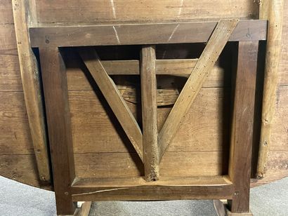 Oval dining room table type vigneronne, with...