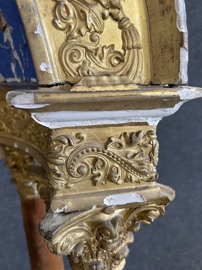 Niche forming an altarpiece, altar facing,...