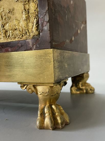 Antique poet clock, in patinated bronze and...