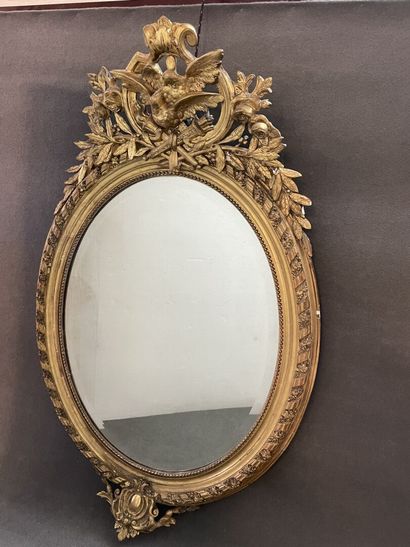 Large oval mirror Napoleon III. 

125 x 80...