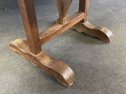 Oval dining room table type vigneronne, with...