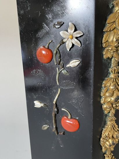 Marble, malachite and gilt bronze clock,...