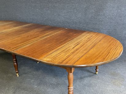 Large mahogany table, six Jacob legs

Restoration...
