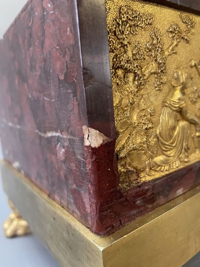 Antique poet clock, in patinated bronze and...