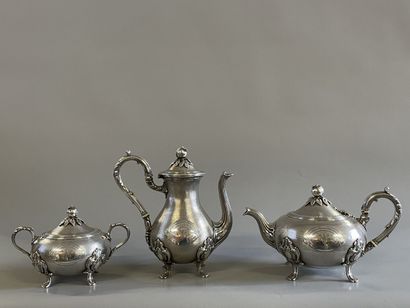 House Halphen: Service out of silver plated...