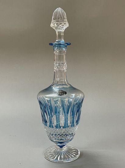 SAINT LOUIS Tommy decanter in blue crystal.

H....
