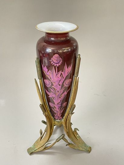 Maison GIROUX Opaline vase decorated with...