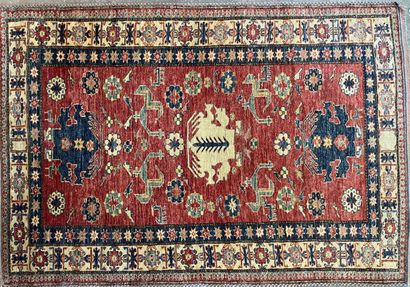 Kazak wool carpet.

Turkey

190 x 133 cm...