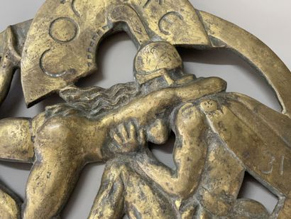 Quat'z'Arts. 

Sculpture en bronze du comité...