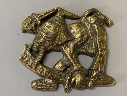 Quat'z'Arts. 

Trois sculptures en bronze...