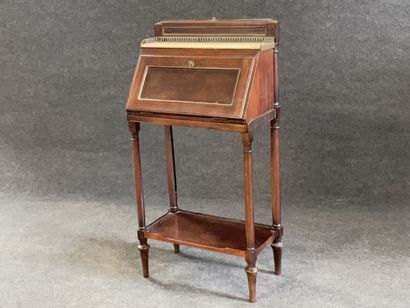 Mahogany and mahogany veneer soft bill, retractable...
