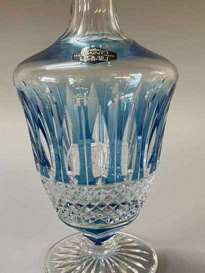 SAINT LOUIS Tommy decanter in blue crystal.

H....