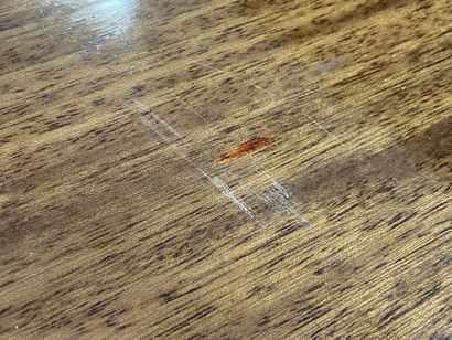 Large mahogany table, six Jacob legs

Restoration...