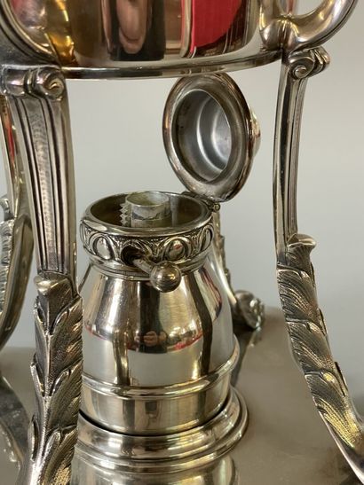 Samovar in silver plated metal

H. 46 cm...