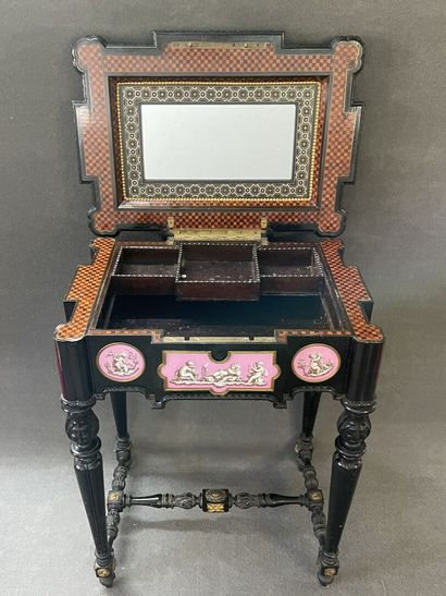 Alphonse GIROUX: working table set with pink...