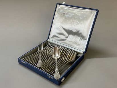 Twelve pieces of silver cutlery, Minerva...