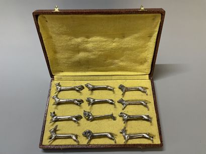 Coffret de douze porte couteaux animaliers...