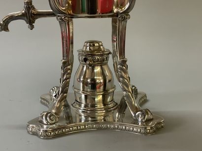Samovar in silver plated metal

H. 46 cm...