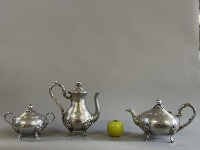 House Halphen: Service out of silver plated...