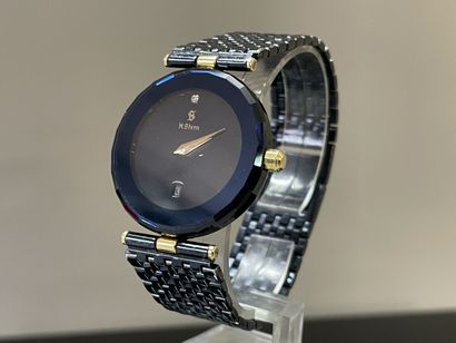 *H.STERN - Montre octogonale suisse en acier...