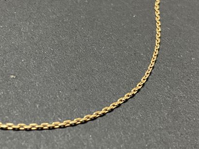Chaine en or , fine maille.
Or 750°/00
L:...