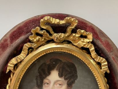 French school XIX°.
Miniature: Portrait of...