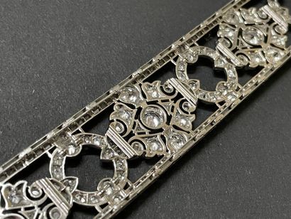 MAUBOUSSIN Bracelet manchette en or gris...