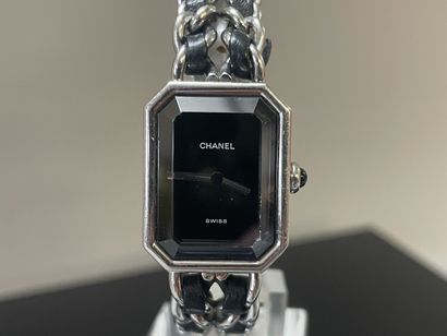 CHANEL
Première L.Vers: 1987.
Montre bracelet...