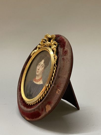 French school XIX°.
Miniature: Portrait of...