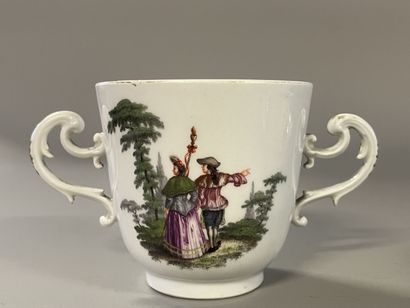 MEISSEN 18TH CENTURY
Porcelain cup with its...