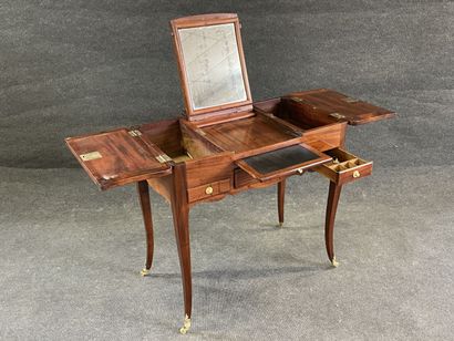 Dressing table in solid mahogany, 
Louis...