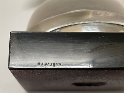 René LALIQUE - 
Tête de paon
Presse papier...