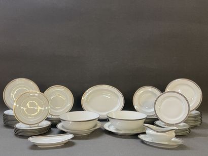 BERNARDAUD à Limoges, Service Vercors avec...