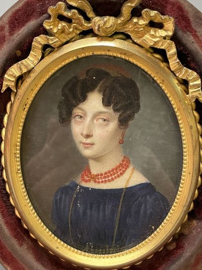 French school XIX°.
Miniature: Portrait of...