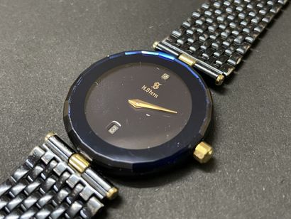 *H.STERN - Montre octogonale suisse en acier...