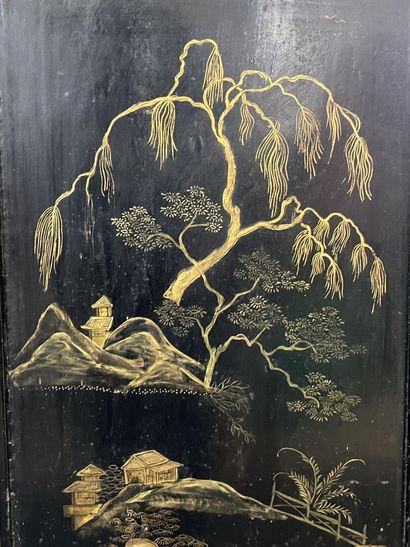 Straight secretary in lacquered wood in Asian...
