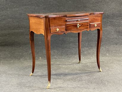 Dressing table in solid mahogany, 
Louis...