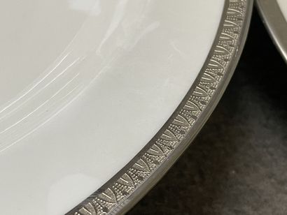 BERNARDAUD à Limoges, Service Vercors avec...