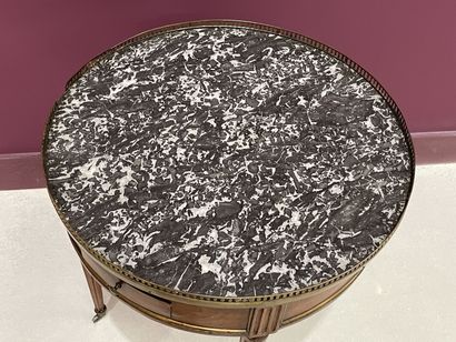 Hot water bottle table Louis XVI period
H....