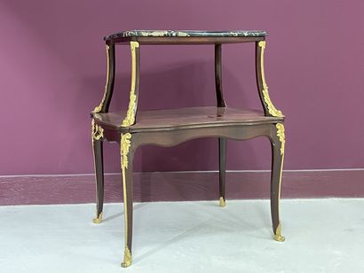 Tea table in frieze, marble top, underlined...