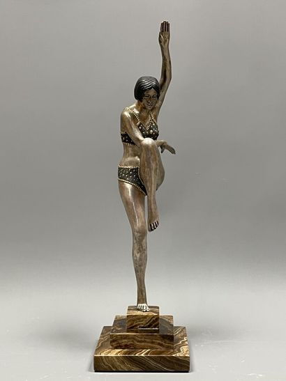 Lucien ALLIOT(1877-1967) d'après
Danseuse
Epreuve...