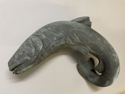 Bronze trout, antique patina, forming a fountain....