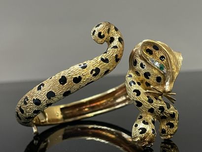 FRED : Bracelet rigide figurant une panthère...